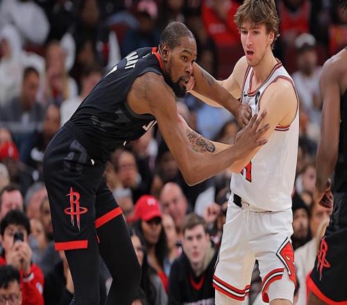 連續幾場正負值倒數，火箭對于杜蘭特的使用出現了巨大的問題