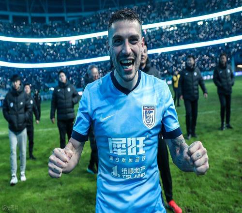 喜訊！斯坦丘直言本賽季加盟大連英博很開(kāi)心，未來(lái)將繼續(xù)全力以赴