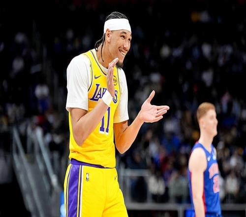 面對強敵也能打出攻守兼備的表現，湖人替補中鋒確實進步了不少