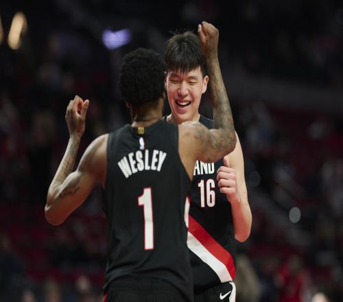 等了15天！楊瀚森破得分荒：9分鐘砍4+3，試探步突破上籃很犀利