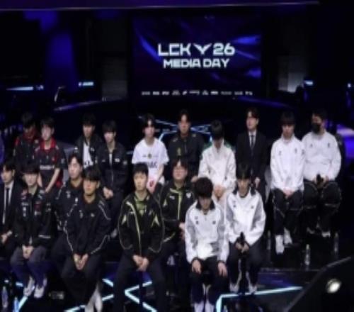 T1監(jiān)督TOM：目前隊(duì)伍整體氛圍不錯(cuò)競技表現(xiàn)上還有很多提升的空間