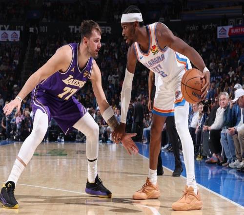 場均40分8板7助！NBA歷史首人，這就是他能拿3年1.7億頂薪的原因