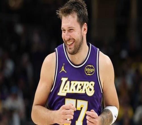 東契奇湖人生涯第16次斬獲40+還差兩場追平詹姆斯