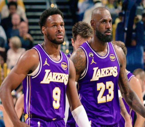 詹姆斯：布朗尼絕對配得上立足NBA我們家的人做事從來不敷衍