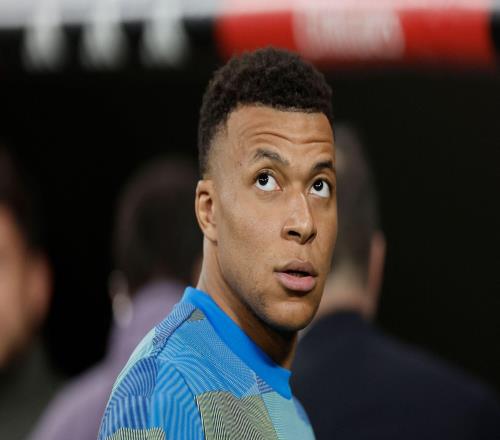 真得換醫(yī)療團(tuán)隊(duì)，皇馬隊(duì)醫(yī)誤診姆巴佩，羅德里戈、褲襪帶傷參賽