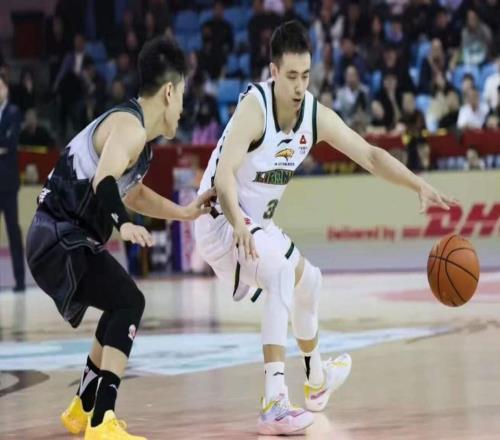 爆砍40+11掀翻遼寧隊，吉林雙子星打瘋了，殺入季后賽機(jī)會大增