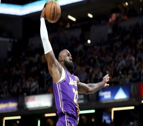 詹姆斯！這個(gè)第一你也要爭(zhēng)！