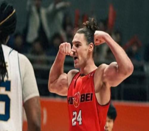 斯蒂爾火線注冊，山東男籃力保前四，避免去年季后賽一輪游的尷尬