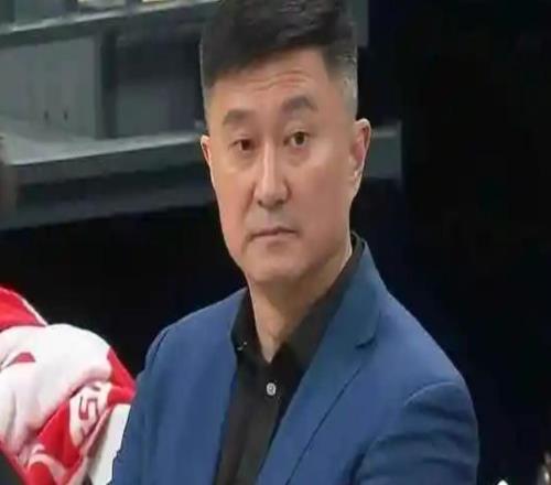 大戰(zhàn)之前突然離隊(duì)！廣東男籃再少一人，京粵大戰(zhàn)兇多吉少