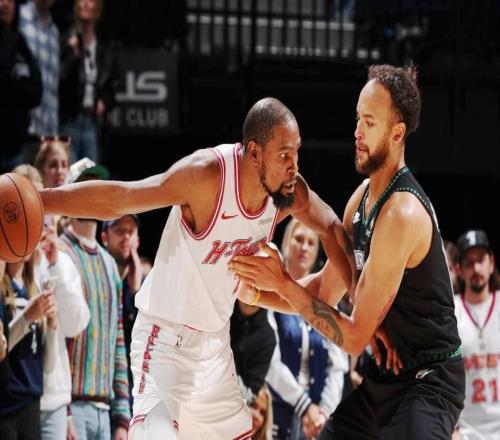 火狼大戰(zhàn)裁判報(bào)告出爐!錯(cuò)漏判多達(dá)6次杜蘭特最后罰球也是錯(cuò)判