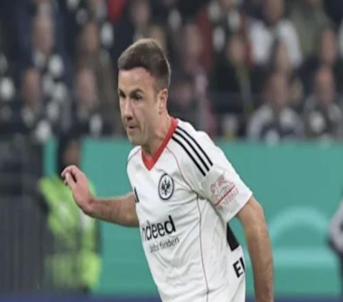 重要名片，踢球者：法鷹將與格策續(xù)約一年，帶續(xù)約至28年選項(xiàng)