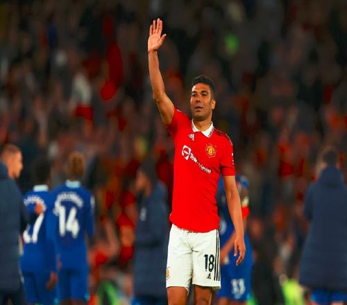 曼聯(lián)告別老臣！卡塞米羅協(xié)議離隊，12萬磅周薪鎖定未來中場新核