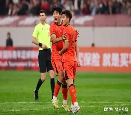 國安球迷恐失望，麥麥提江并未受罰，執(zhí)哨中泰之戰(zhàn)顯示獲足協(xié)力挺