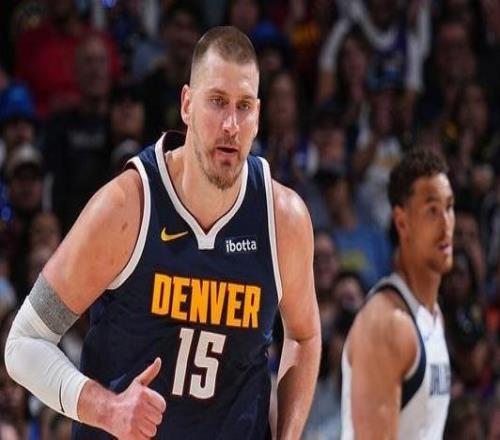 約基奇背靠背均貢獻15+15+15歷史首人！穆雷：嘆為觀止