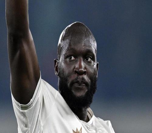 記者:盧卡庫拒絕回到那不勒斯進行恢復,他將遭到俱樂部罰款