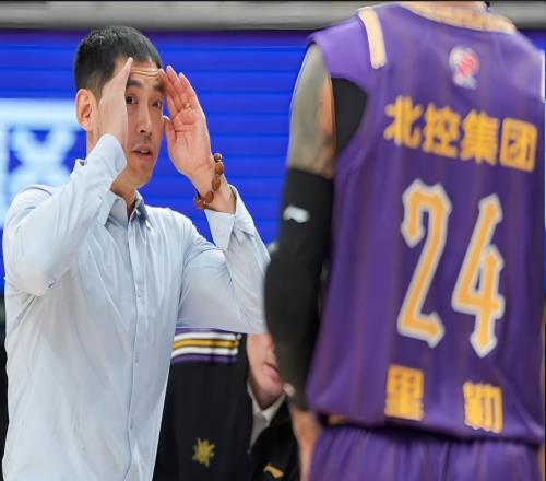 一場失利再拉警報！北控未來三戰或定張慶鵬去留，一人已虎視眈眈