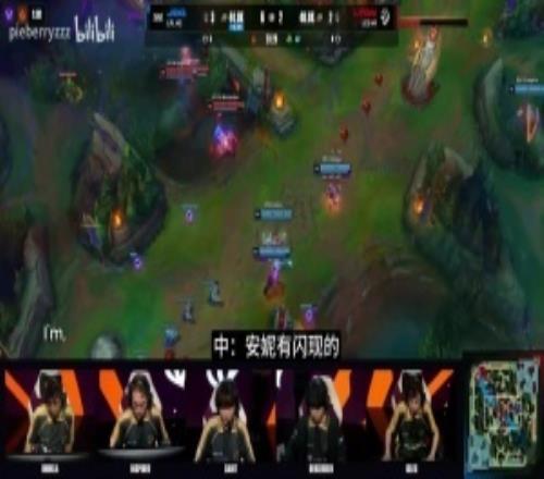 算壓力怪嗎LYON先鋒賽語音、打野局內(nèi)吐槽：上單根本沒用輔助大亂放的