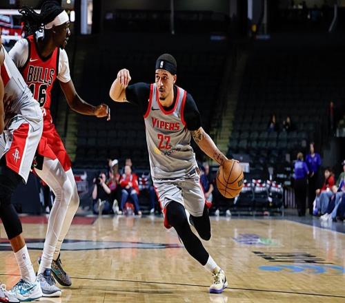 難得打出攻守兼?zhèn)涞谋憩F(xiàn)！火箭二隊側(cè)翼大閘能否保持這樣的水準