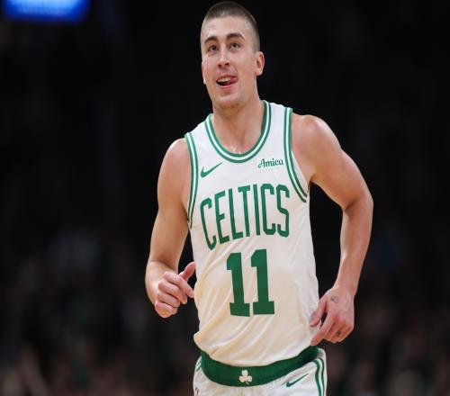 凱爾特人進攻如魚得水老鷹陣地戰簡直是弟弟級別_NBA直播