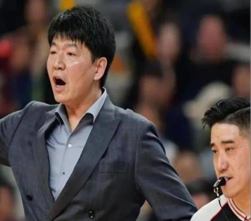 “得分平均主義”坑慘山東高速!邱彪關鍵用人昏招,輸球一點不冤