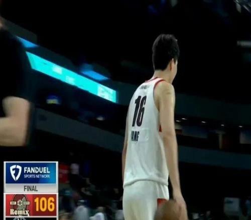 18+7！楊瀚森殺死比賽！罕見季后賽級別大戰(zhàn)