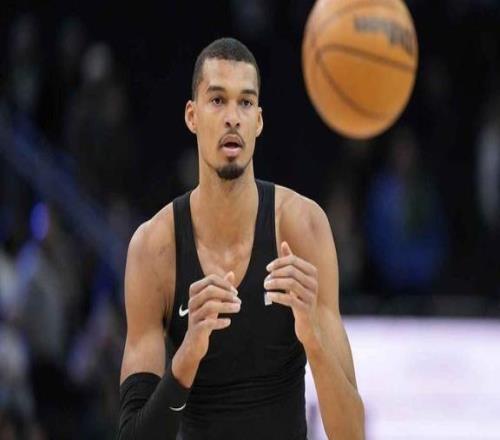 文班亞馬逆天空接隔扣特納！馬刺狂勝雄鹿迎8連勝，直指MVP