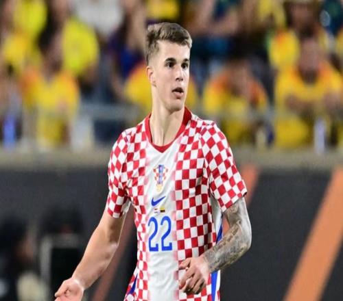 阿斯：中衛(wèi)位置是巴薩夏窗B計劃，目標是巴斯托尼和小武什