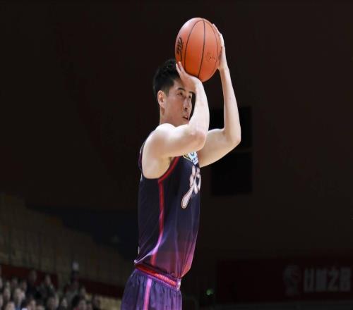 罰球19中18，并帶隊贏球！媒體人：未來34年，他都是國家隊常客