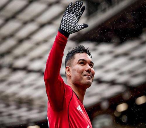 卡塞米羅離開曼聯時間官宣！首份正式報價曝光，投奔小貝搭檔梅西