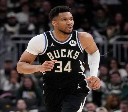 NBA東西部前十全出爐：榜首之爭激烈雄鹿領(lǐng)銜十隊無緣季后賽