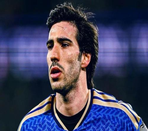 曼晚：B費希望在世界杯后對未來作出決定，曼聯需要他在這之前表態Sully：托納利對轉會曼聯持開放態度