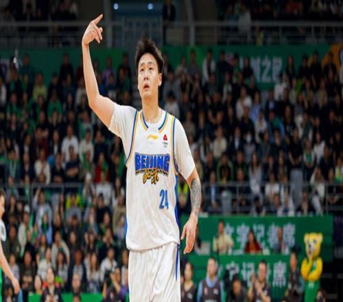 北京2分險勝南京3連勝！趙睿24+4+6率隊逆轉(zhuǎn)周琦10分9板麥基11+9