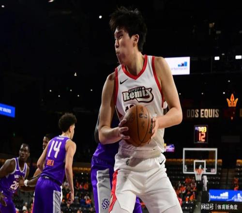 重磅!楊瀚森季后賽首秀,打破隊史紀錄...