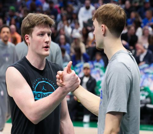 僅差7個！康神迎來神級里程碑，庫里的紀錄卻很難被打破