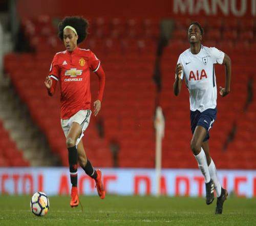 鐘塔西的生涯，其實就是大部分踢球孩子的縮影