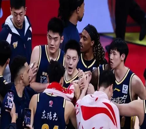 廣東VS四川前瞻：廣東戰(zhàn)魚腩自我調(diào)整，守住前四不容有失