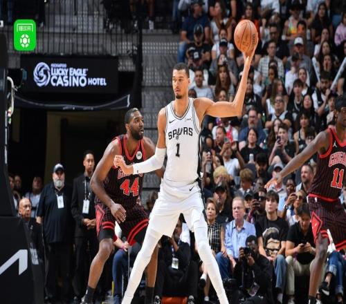 馬刺129114公牛豪取9連勝，文班亞馬41+16，卡斯爾21+8+10