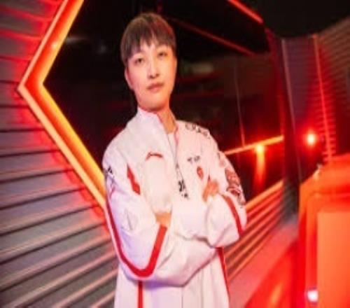 xiye放下豪言：今天Uzi杯先拿下寶藍！明天虐一下高振寧