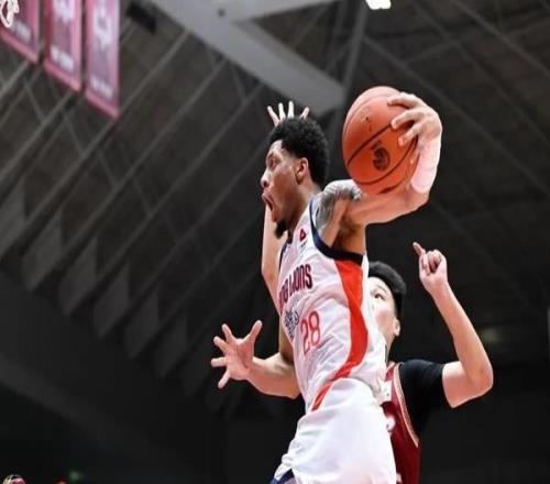 前行無畏202526賽季CBA常規賽第三十二輪客場負于浙江