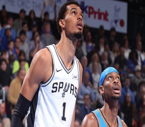 沒有東契奇也能贏！詹姆斯刷新最老三雙，湖人真正的挑戰來了！