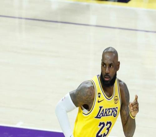 你手上的詹姆斯簽名，即將絕版！