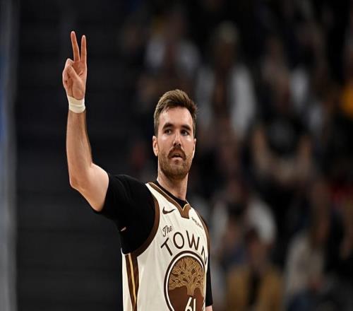 各方面的能力都非常平庸，但勇士依然對(duì)替補(bǔ)控衛(wèi)的能力深信不疑