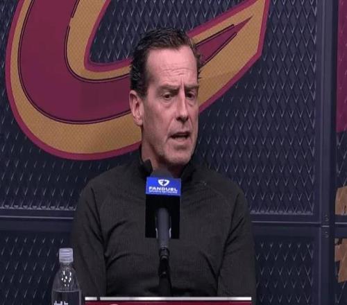 輸湖人發布會！阿特金森被詹東打服，回應莫布利低迷，點眾多問題