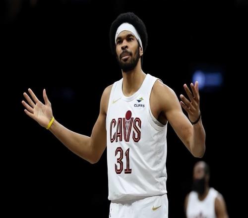 騎士113127不敵湖人球員評價:2人優(yōu)秀,2人及格,8人低迷