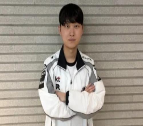 Aiming：PerfecT拿到了對位單殺表現(xiàn)得非常出色，打得很舒服