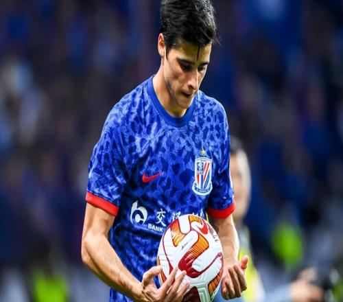 段劉愚回到魯能后一分鐘沒上，未來或考慮租借離隊，上港有望撿漏