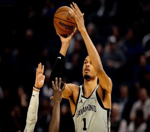 炸了！文班亞馬41+18完爆格林創兩大神跡，馬刺9連勝劍指西部第一