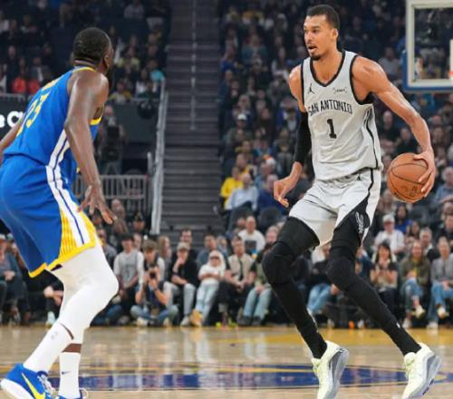 出場(chǎng)29分鐘，文班亞馬狂砍41分18籃板3助攻，他不是MVP誰(shuí)是