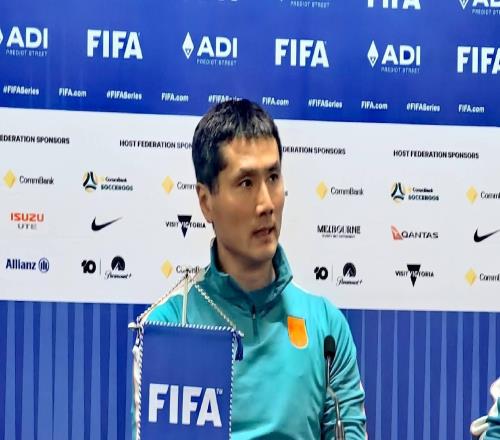 北青：邵佳一安排國腳出場(chǎng)兼顧俱樂部利益國足1日下午抵滬