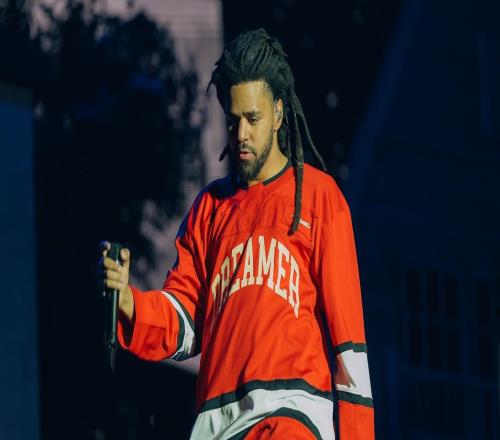 北青：同曦暫不注冊J.Cole，他已跟隊康復并將在合適時間出場